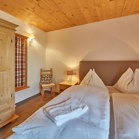 Sportpension Enzian Guest house Saalbach-Hinterglemm