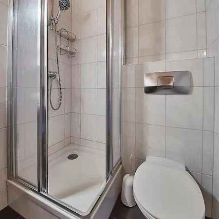 Sportpension Enzian Guest house 3*